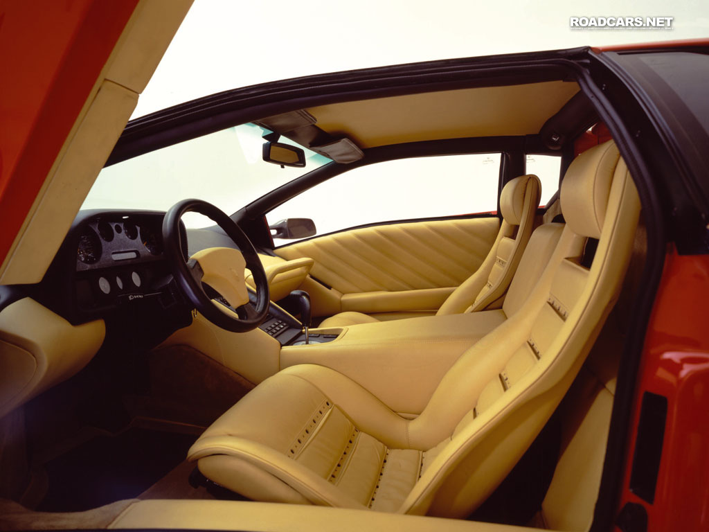 Lamborghini Diablo Interior